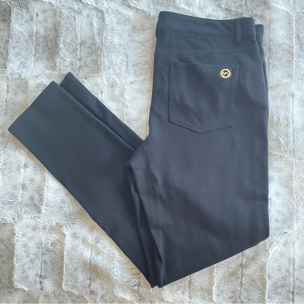 Michael Kors- Super Stretch Black Pant- women’s 10